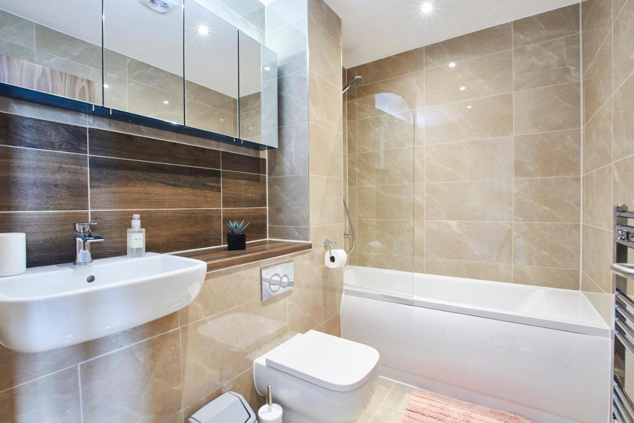 Beaut 5 Bed House W Parking Manchester Exterior foto